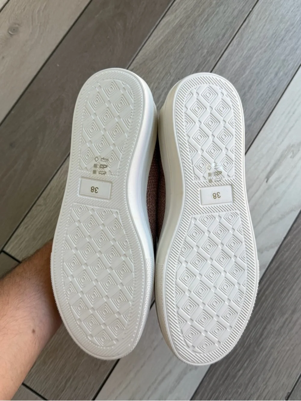 Carvela size 38